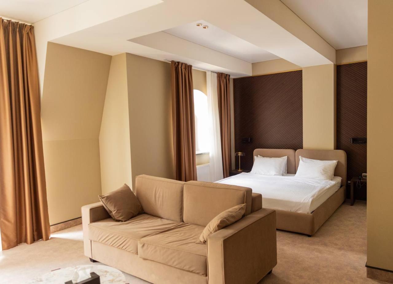 Park Hotel Bristol Uzhhorod Quarto foto